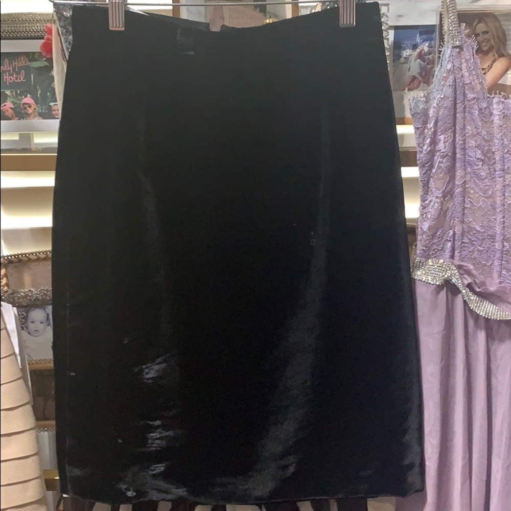 Dolce and Gabbana velvet skirt - Picture 1 of 6